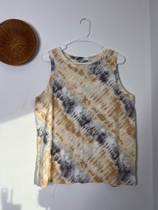 Time and Tru Tops - Time and Tru Tie-Dye Sleeveless Tank Top - Beige, Gray & White Size Large